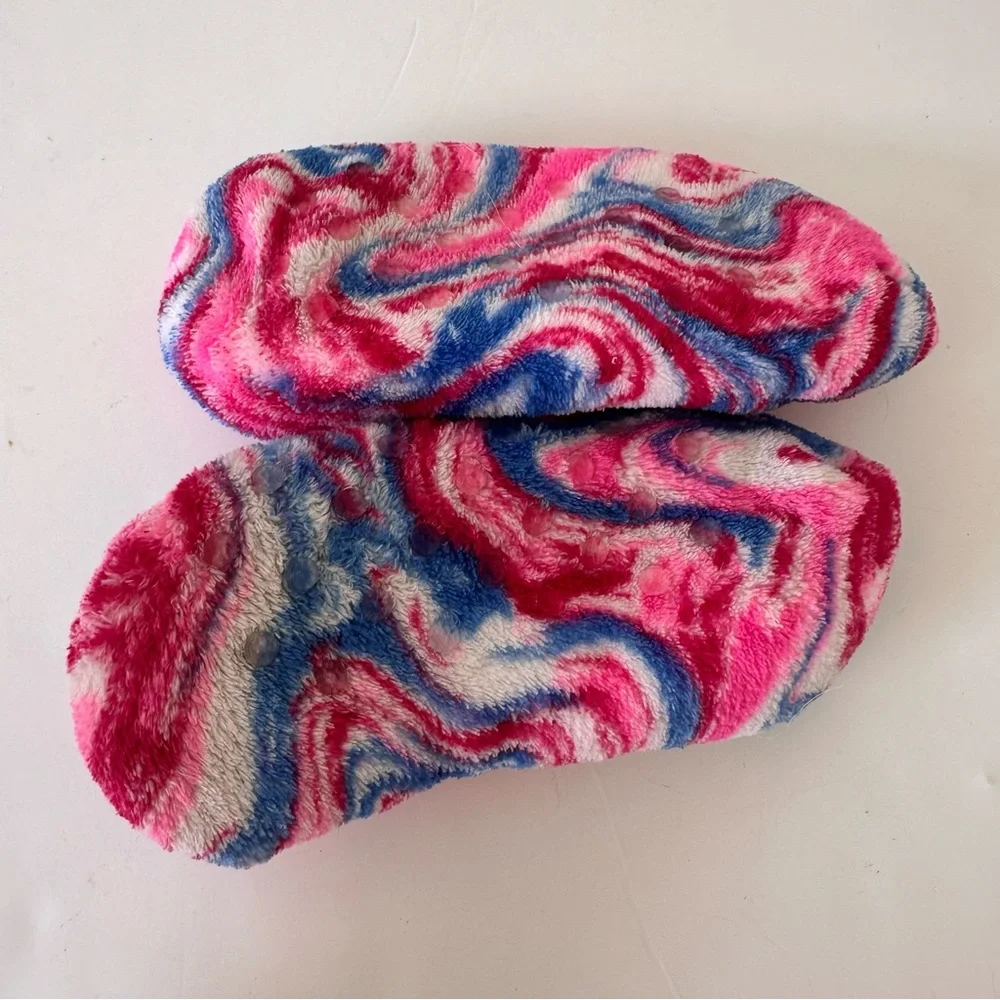 Youth Cozy Cabin Slippers Aloe infused Rainbow Swirl Pink/Blue